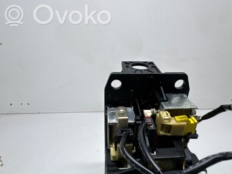 a25ae26ad22219384d77a06d092fa7a7-59bc458b61e9ff36b8b47b26539558a5_gear_shifter_selector