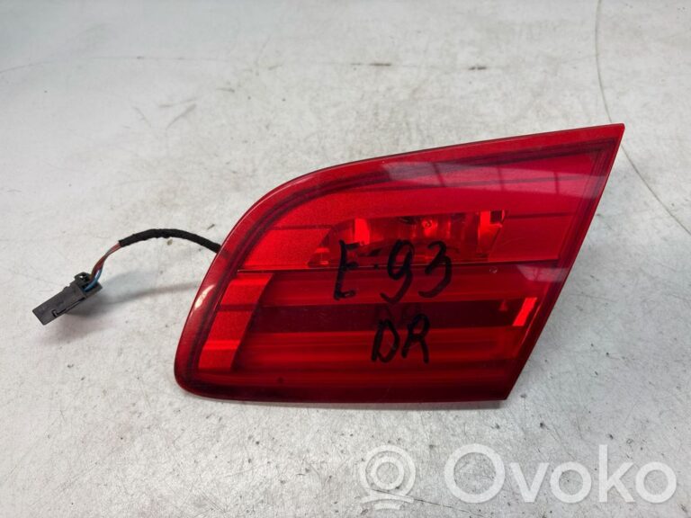 a2e21fbbd4cbfddd67dfa5361df9c079-2fa59e695d1facf01f8463a5448f0d61_rear_tail_lights