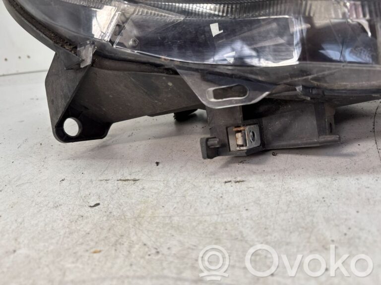 a56899fb9a620c1bb55fbd85d4d776d3-76956ad151e726b762b44da9426c5e7a_headlight_headlamp