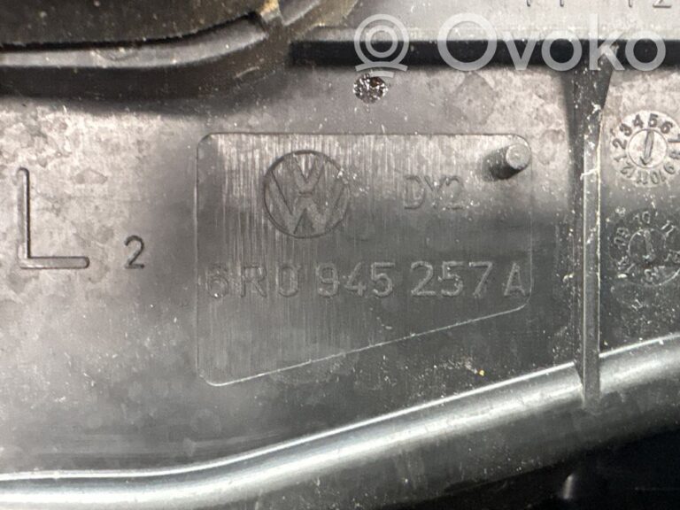 a61ca0d7a1a2763f15028f8d22260706-082bb70b37d38e630029aacddd03b50a_rear_tail_lights