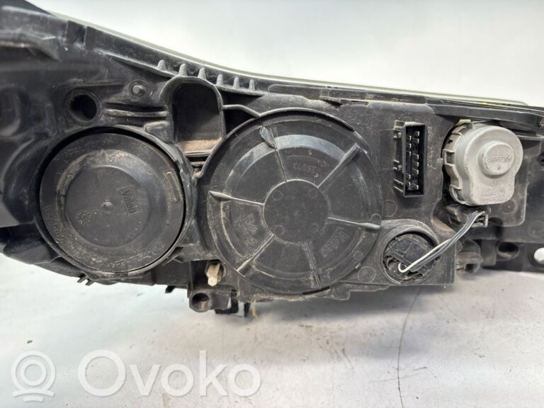 a64b2d47897869134efc9e61a854dac9-1ee2adc06866cb456f2794695a994d37_headlight_headlamp