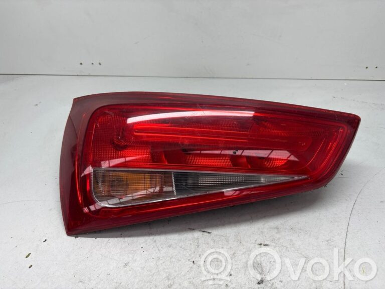 a674e973b7e40b15df8d50b867a69972-ebeb832407cc353bec6be3f2a243e300_rear_tail_lights