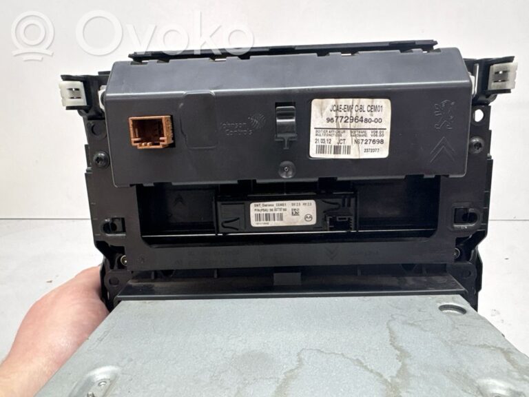 a67580c6cac01e89ee2bacdca992e763-38893da9d01656202d17258aa257216c_screen_display_small_screen