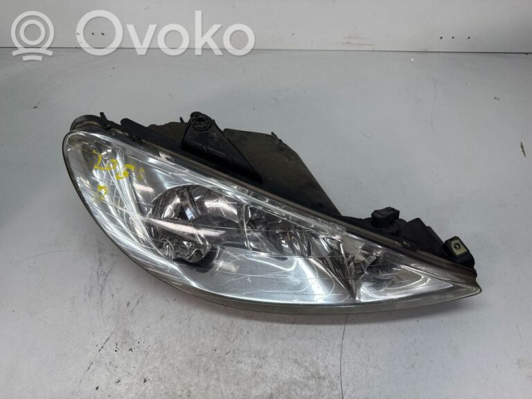 a685416cc9a8d53b6d65864f1437eab0-7f0295e7571e803f4e9d7418cc4d05d0_headlight_headlamp