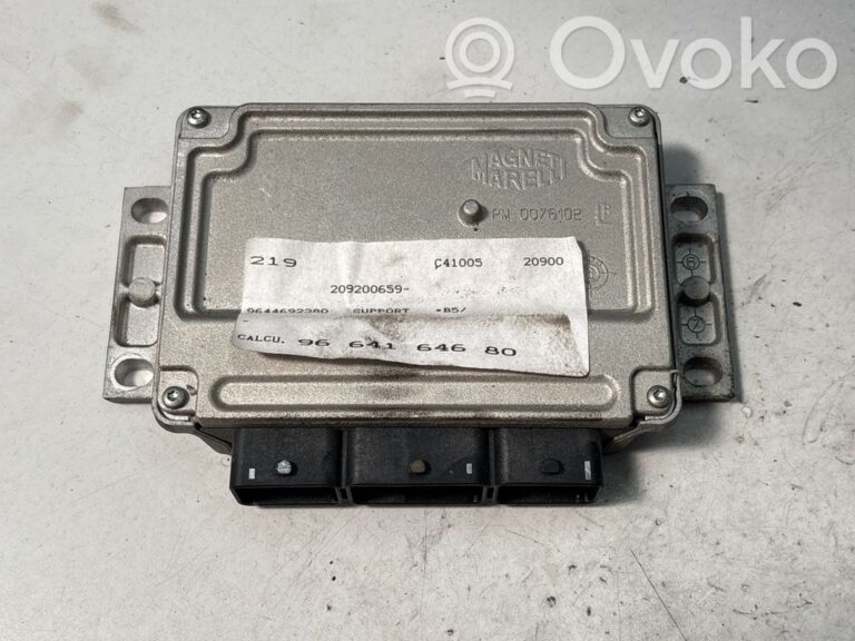 a7b541131562c0adb5fade89607d2aa9-7bd388ed684c218664540305e71df6b8_engine_control_unit_module