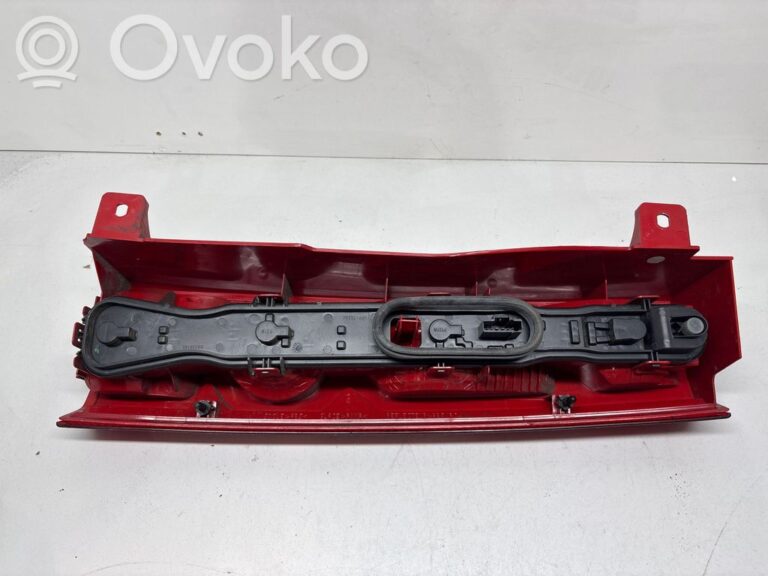 a84714337c68f47cda87f879673663e2-3920615f069f2cb538976eae7cab2902_rear_tail_lights