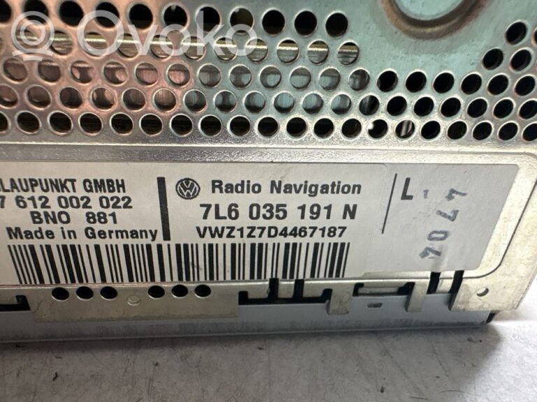a897f56dc98cff5dca1f4dfa06352846-f489b4b04dcfe7ed231b70999931839f_radio_cd_dvd_gps_head_unit