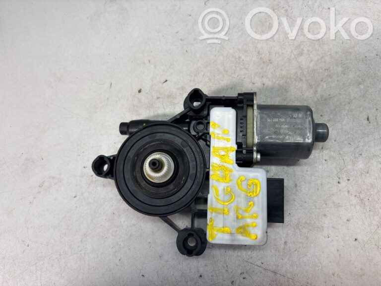 a9c0153a996a79a6c45c46f70595472b-d2a181ccccf4cffa62ffd0f73732ca71_rear_door_window_regulator_motor
