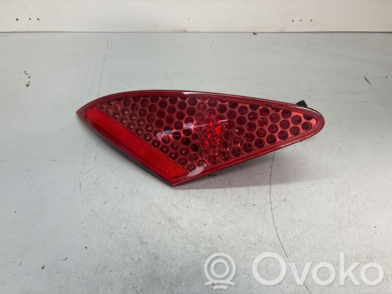 aa04b0e47c8327271bba160330ef2df5-5b43e7b69e0395672c0cab9187a15a3a_rear_tail_lights