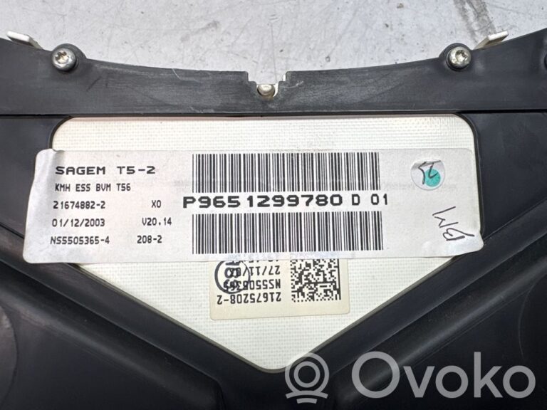 aa992cba4a52be5290b807f0aef52ced-f532b5998006a42a33a3c62b9c69ebb9_speedometer__instrument_cluster_