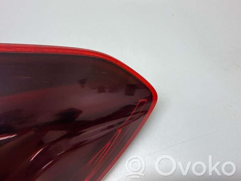 acd9f771ad3d90ccd9e20f4b56937d5f-24495abdef453534cef9e259c2874fa8_rear_tail_lights