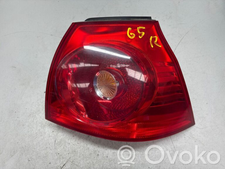 ad093fb7012682e8ff35c239cd039834-db9a5191f161fa82638ddec09bdc9b6f_rear_tail_lights