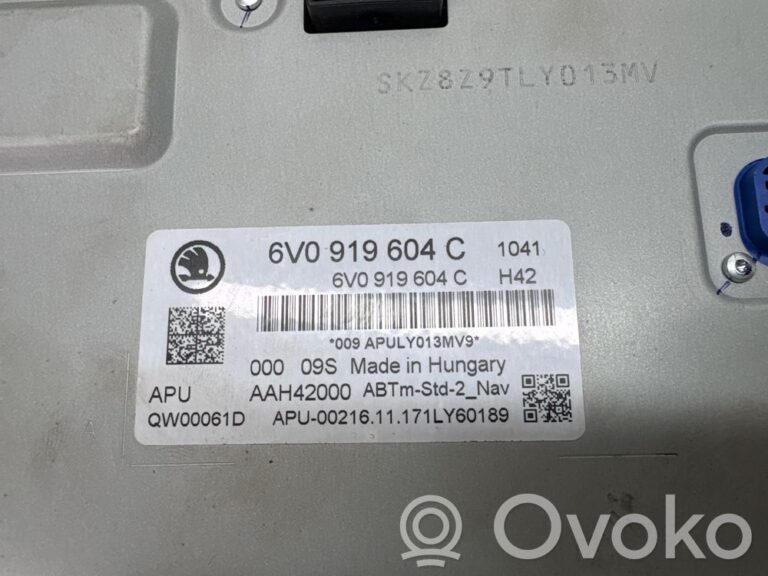 aeb98d9bc2aad7f54905ebe1b2551210-4390000000f9ac6e42b67ce5eb80f4dc_screen_display_small_screen