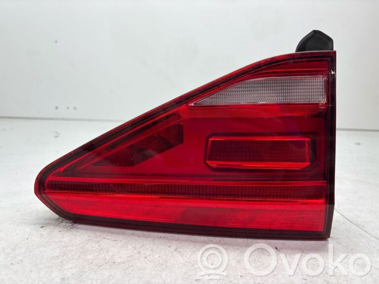 aebc308927006e9f684b9abe36a7f720-6d9ffb3b8a14ea9c2fcaa09abf248131_tailgate_rear_tail_lights