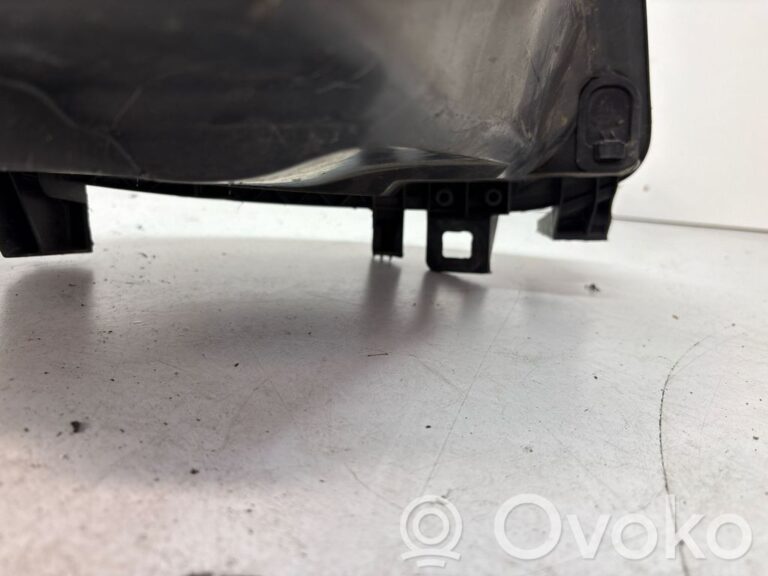 af033c1badc0560e3f66a1ba2ea6d918-8d317c83e04b7ba7072bb6405013046c_headlight_headlamp