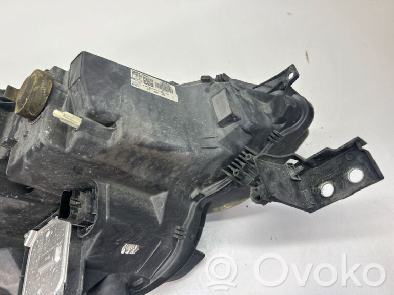 afd3605da6da07fd6a3f5583d5c9d063-c0736b8820dab049b6ea9cdccb7a9880_headlight_headlamp
