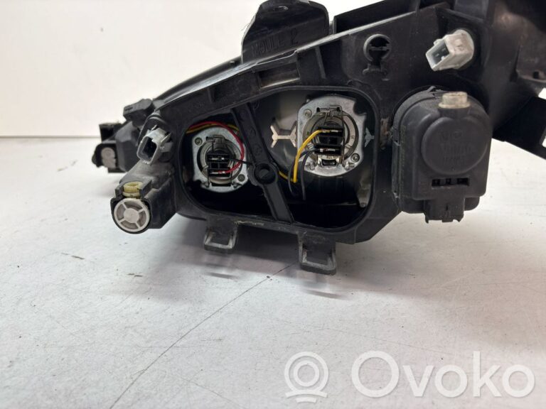 afe22bb35debc5f84fdb0c9ba9aceb83-e568f0f30430c6110a7400f05c043ad0_headlight_headlamp