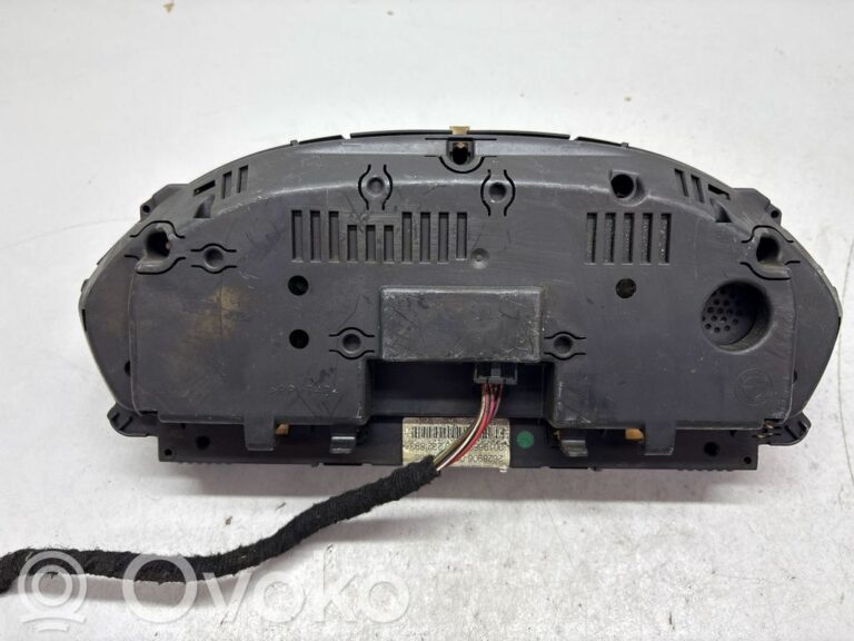 b0331f4e4b17d47f70523fb0739be812-1cb0e579b145095fac585f5653fb9786_speedometer__instrument_cluster_