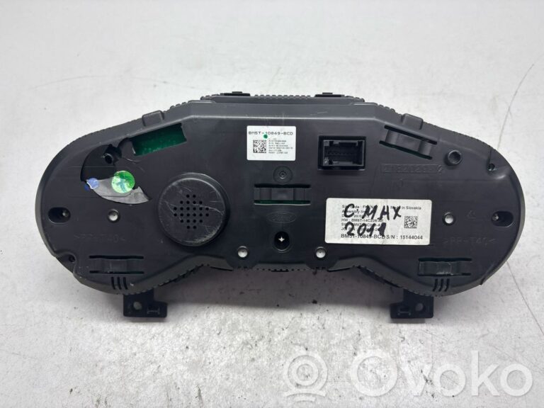 b03eea06f563dd21b0ec4016a77a23ad-740808a5d2731114ff7e7cf46d92b1bb_speedometer__instrument_cluster_