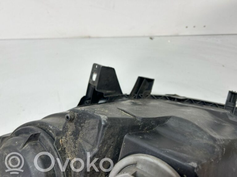 b09724678baf06f9df6ddfe375a02a23-5cb356b3bf961ee2300d42bfef5fd569_headlight_headlamp