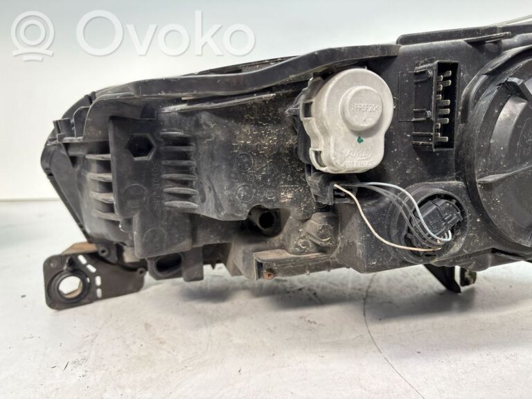 b0bb8f1c85d8b5037f93610f095b9a94-ee03034433e79377277199447905dbd0_headlight_headlamp
