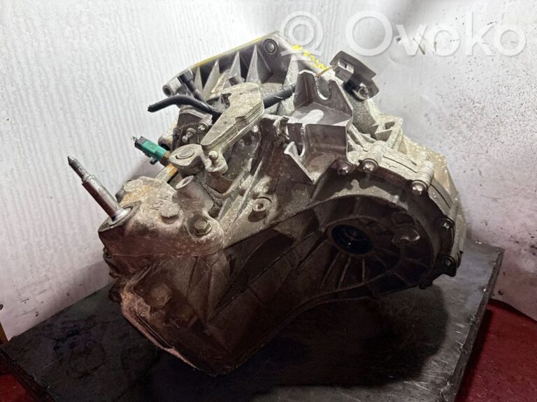 b14ff09444795fc3c77da48d5dec1df9-66b1c1c048fe43ac198efb03be3fab7b_manual_5_speed_gearbox