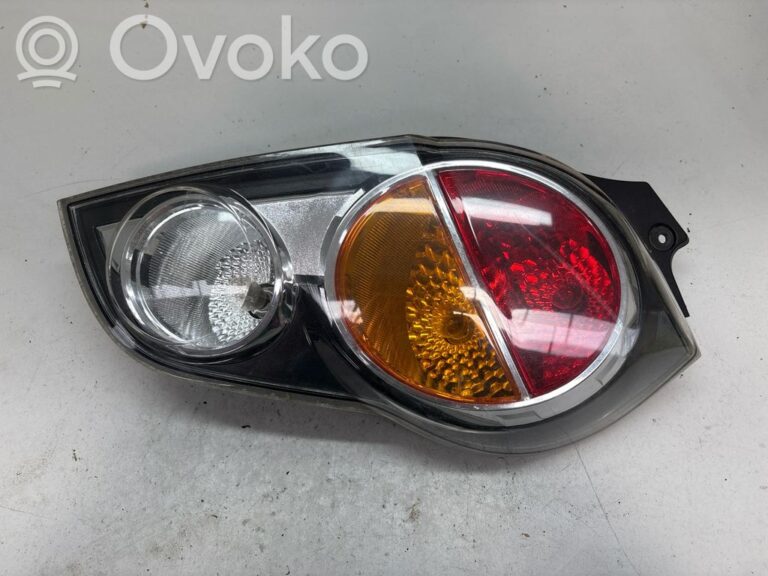 b161bc042f7d2eaa6b247969f927172f-7680a7dd11387d5cdc8eed134cd3b15e_rear_tail_lights