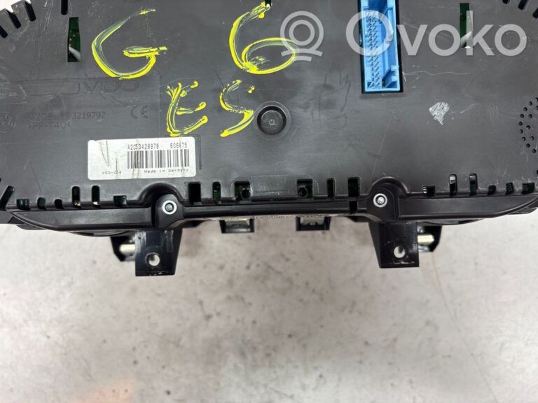 b25f7f67f0ff5678adec277e0d4ea20e-1813703e78f561768d75cf8a800988fa_speedometer__instrument_cluster_
