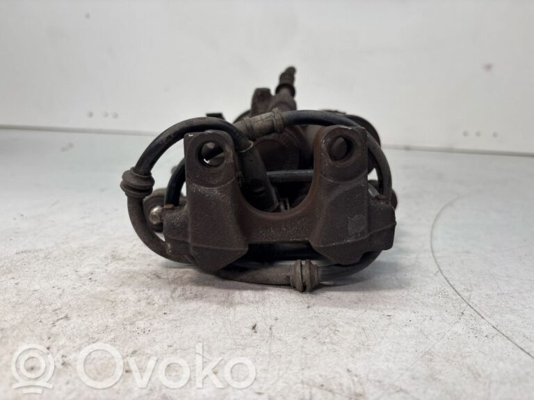 b270b38e2461c7cb124dfa6a5c7970c9-caea56ad0d01b42b04192ac6efba8322_rear_brake_caliper