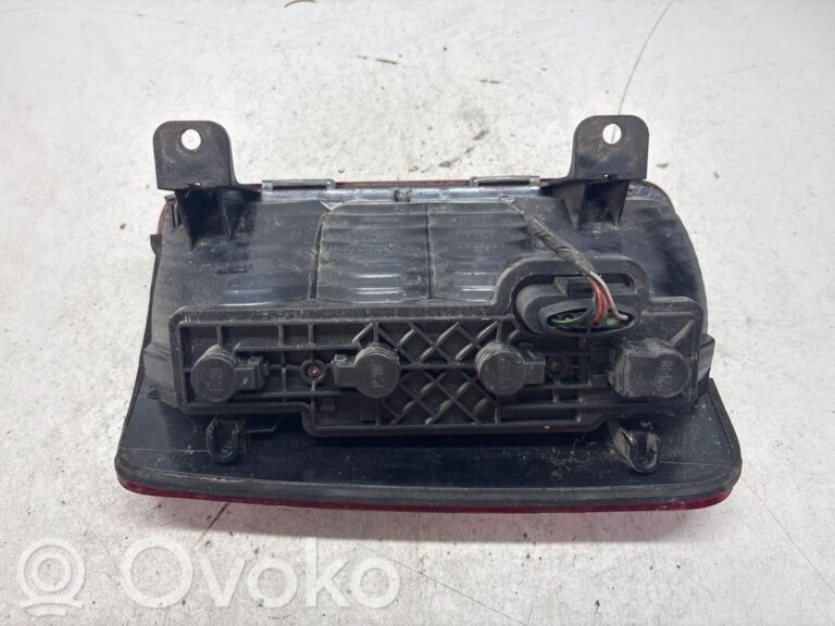 b3142c9f1f7bb3f83def36b8bf2bfeed-3d8e0994d58411b1f1b685574d372b7d_rear_tail_lights