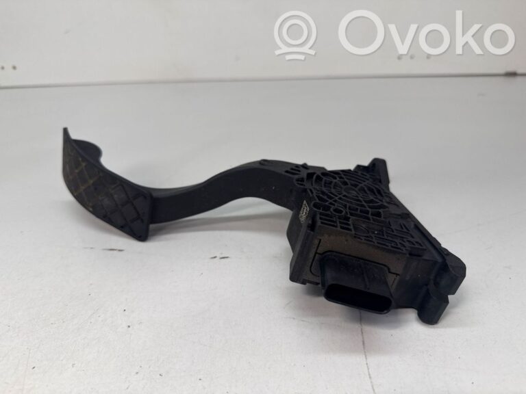 b32d5b4190e3ddf7a5dfeeb2b2e7da77-1257cb6d45a37e44235f11e7b71fa157_accelerator_throttle_pedal