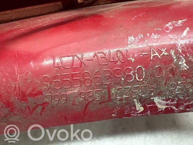 b47a265402f71259362ee57c1b4bc946-5e8c638b898432e0e429208897366e3f_rear_tail_lights