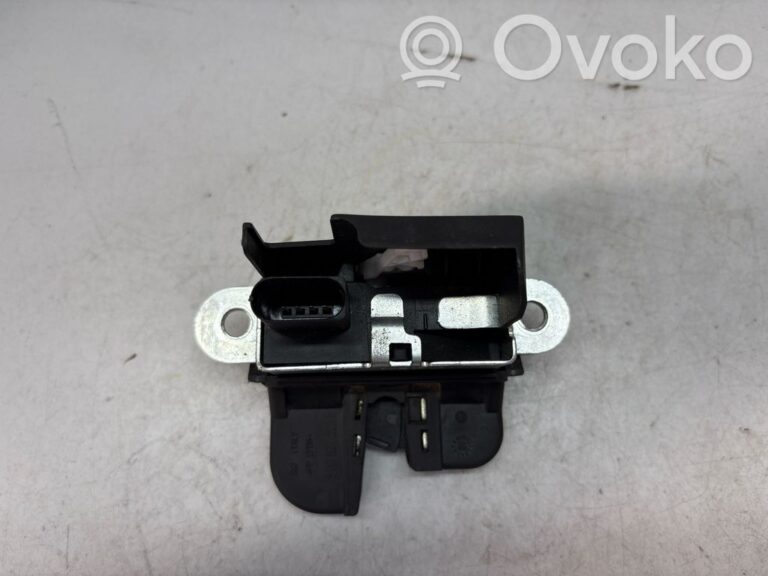 b49d7214617152730c2e1f1892673d66-7b0987795d4dfc237b0fd5aa2ef5a93b_tailgate_trunk_boot_lock_catch_latch