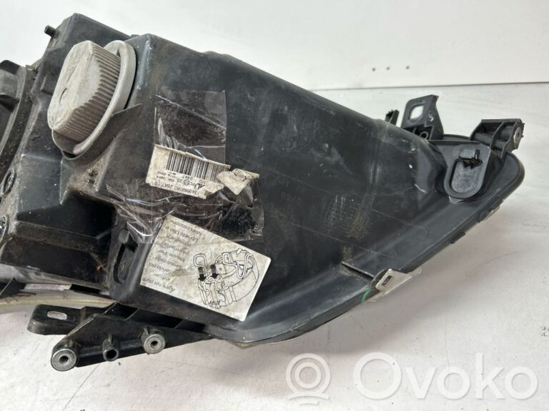 b4ac8d1503ebe05f277dd062c47537fb-b7aa006b8cd9d3a6c12bf40f7e646ee2_headlight_headlamp