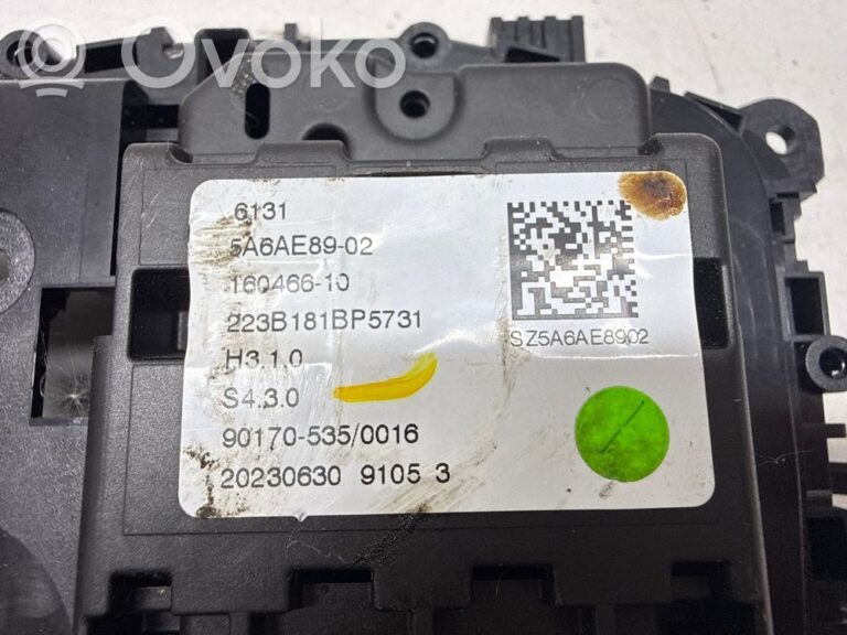 b6d9676b8d33252c01207fe053bbf29c-d83f0b7032ec898f974ae9032de2b278_head_unit_multimedia_control
