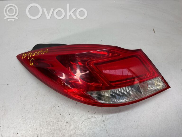 b7c9a8dea96b52a651d732af0b8da16b-de3248010e44a82b28369280a0872f25_rear_tail_lights