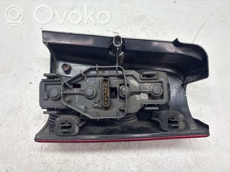 b858418b776aad0a53b828818c7db5b1-219315a6bce9f1aa261376ca8fb23763_rear_tail_lights