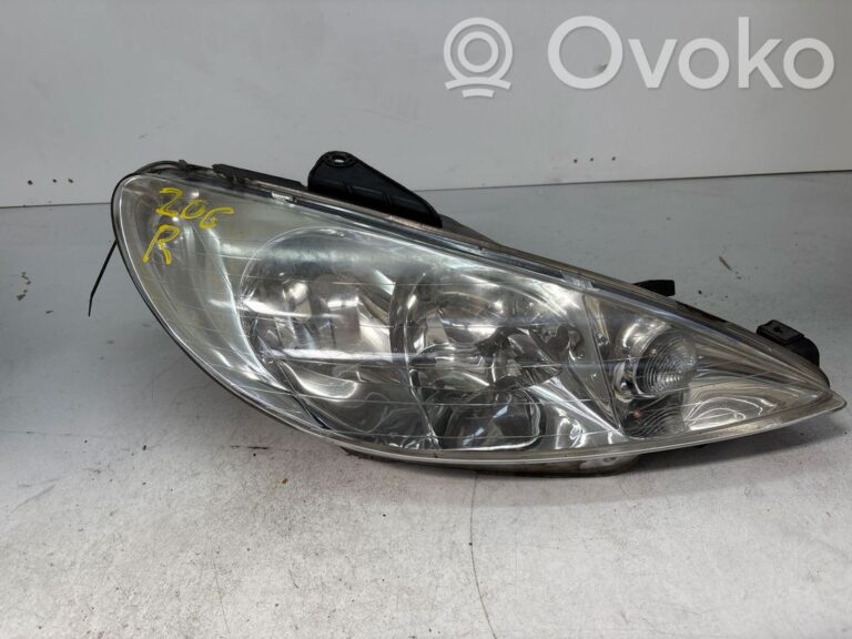 b9cd628f46127ca1ea70603260e16d59-0c7c75713d65e05c6a6a9738b22e48bd_headlight_headlamp