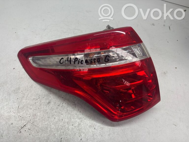 bc90afc1a18d5920ce2748e3fb72fb38-0b5c8b72c6c13420c0895db1ab5b3908_rear_tail_lights