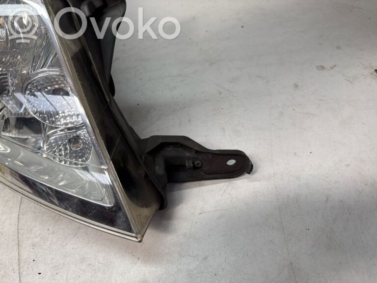 bd5995e14f34ffacc4ad868d91e54bee-7d85e30c66e9055653e7bc5c8c046a82_headlight_headlamp