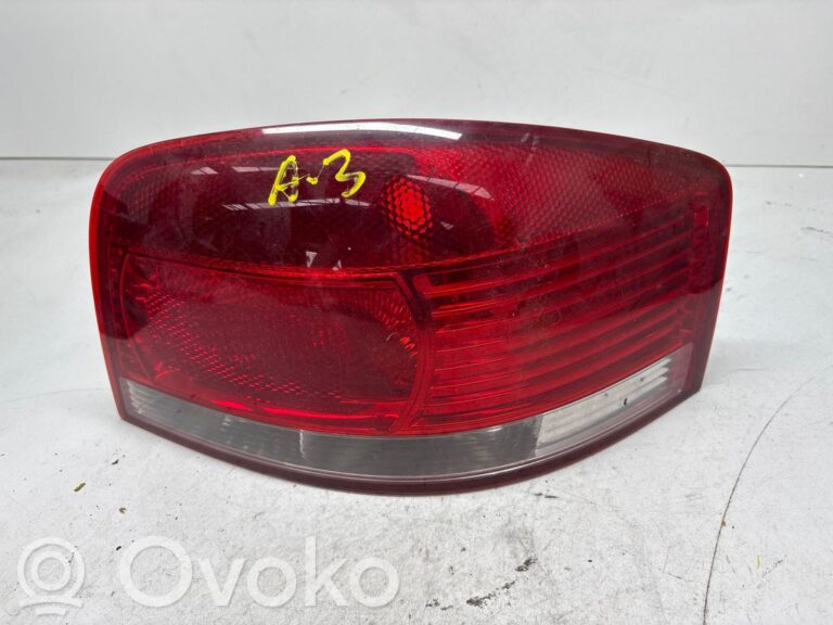 bfc1deb1b0123c7c9ecd470ec8afa8c4-3e6d8281fafb51e23929085d302807ae_rear_tail_lights