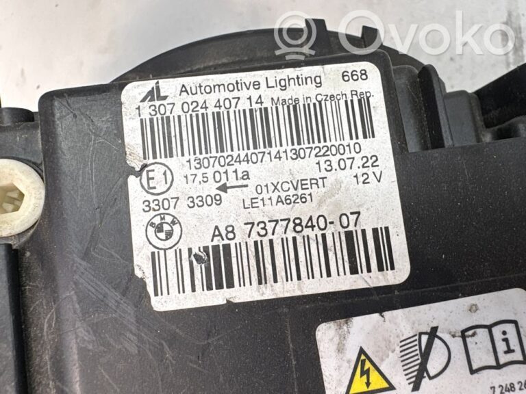 c052db59c9b11bf07cce9ebdb45b1810-8d4fcdebd91626818bc2a821865599c6_headlight_headlamp