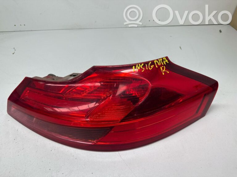 c0f3bf23018aaf4b8c886269e8b27391-092e3ecf0dadca6cc4d2b869224f4f20_rear_tail_lights