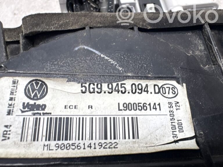 c1b25d13e89aba179e7c07206163ee56-d6514a38343f8e84da745fe1e93652a3_tailgate_rear_tail_lights