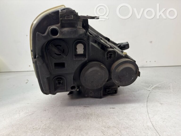 c2bff63a63d53ac660a556a67abf0057-c2590b115c08341a20ac6673fd7775ef_headlight_headlamp