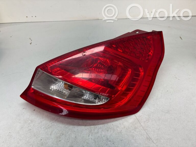 c2cbd1473f2c0b7ef8f99d4d4cc8c5e4-a497502ba491898a50d5050defd8bca4_rear_tail_lights