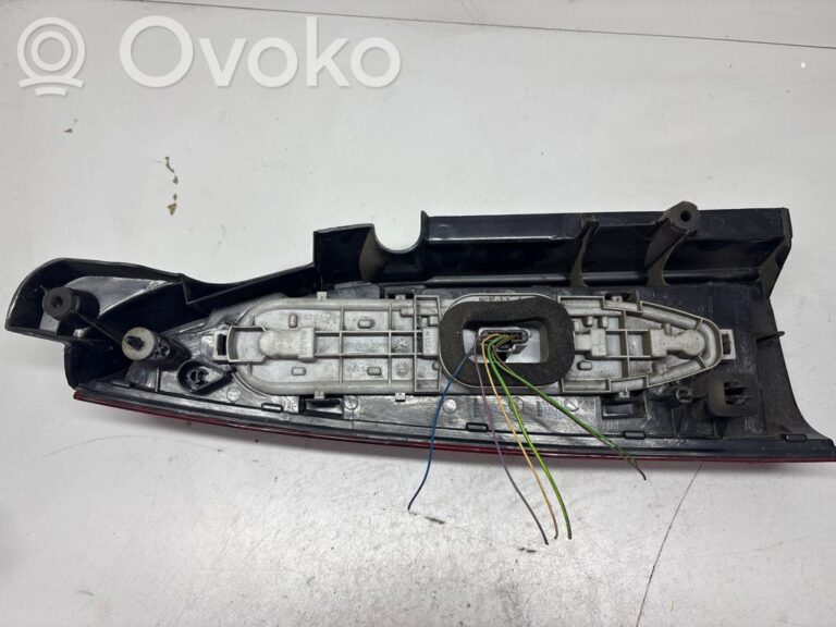 c2eb8b37495bf16bc8f4719f406ab896-6232479ec89cac1ca44efc60421acbde_rear_tail_lights