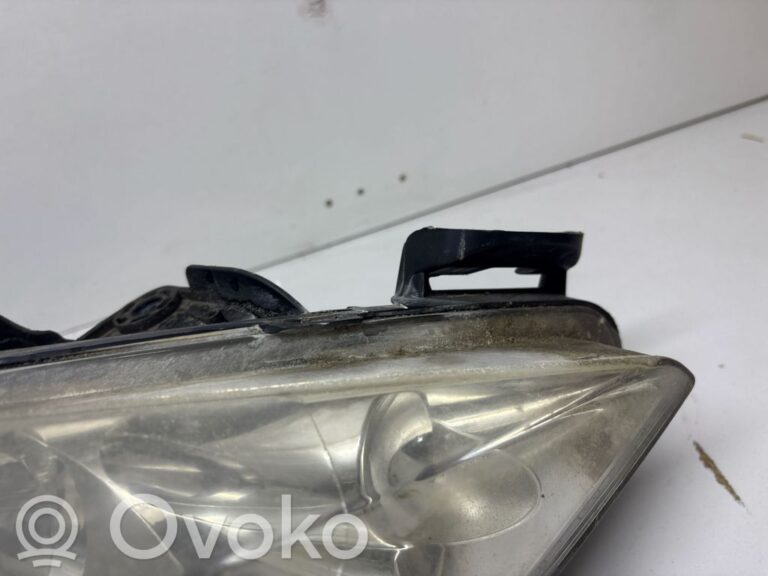 c320b93884346b39ec1ff3cf26b445b2-87b49116e8f6c896a30d9655356713b6_headlight_headlamp