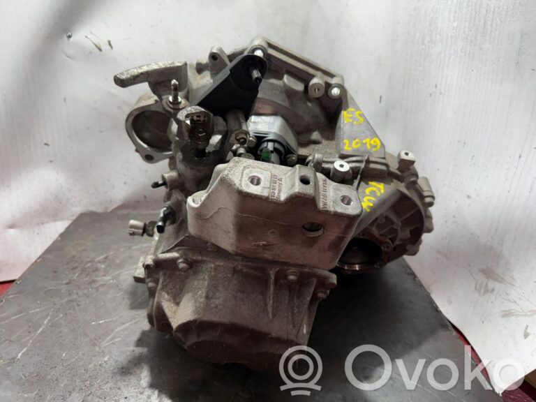 c3f635a52d5e5c9b5b5fbfb3347739bc-123f17dd59e9bd6803c009f64323db57_manual_6_speed_gearbox