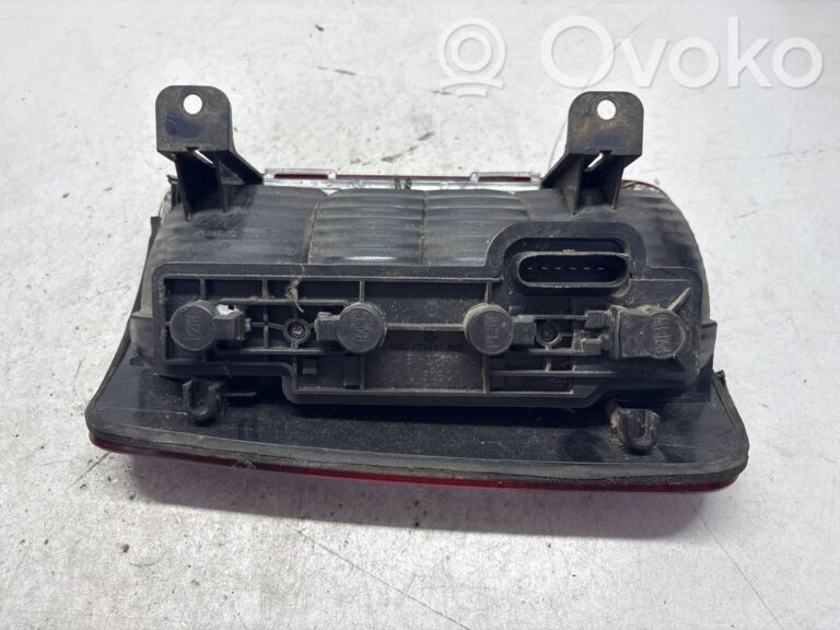 c524bb410758a6b0a89240cb8d8c6fbb-57daa7808bd5f534e96f19be12fdd2db_rear_tail_lights